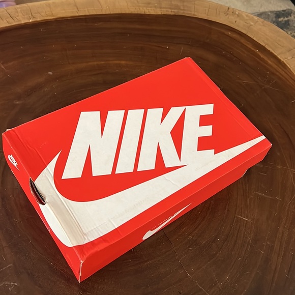 Nike Dualtone Racer (Black & White) - Picture 4 of 10